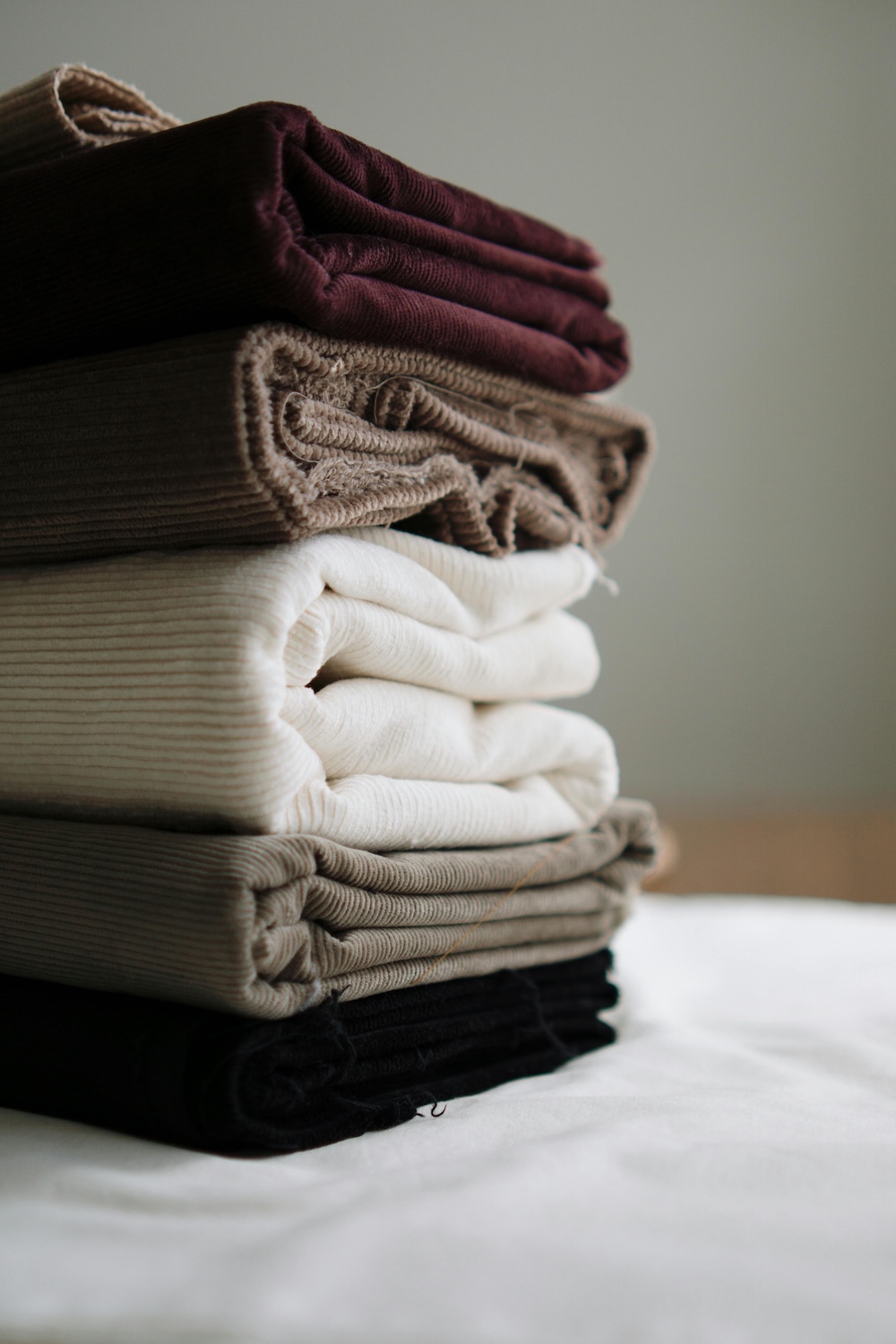 Material und Stoff